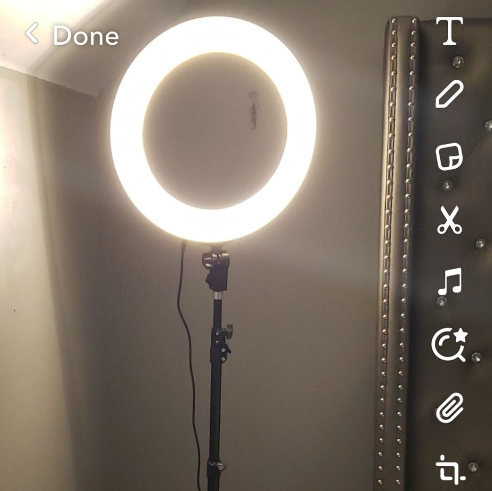 Ring light